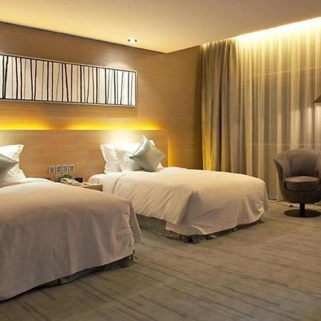 Logosun Hotel Ухань Экстерьер фото