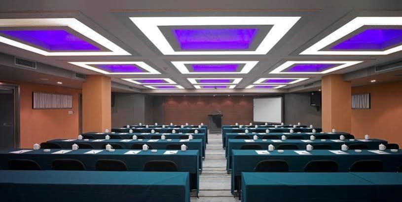 Logosun Hotel Ухань Экстерьер фото